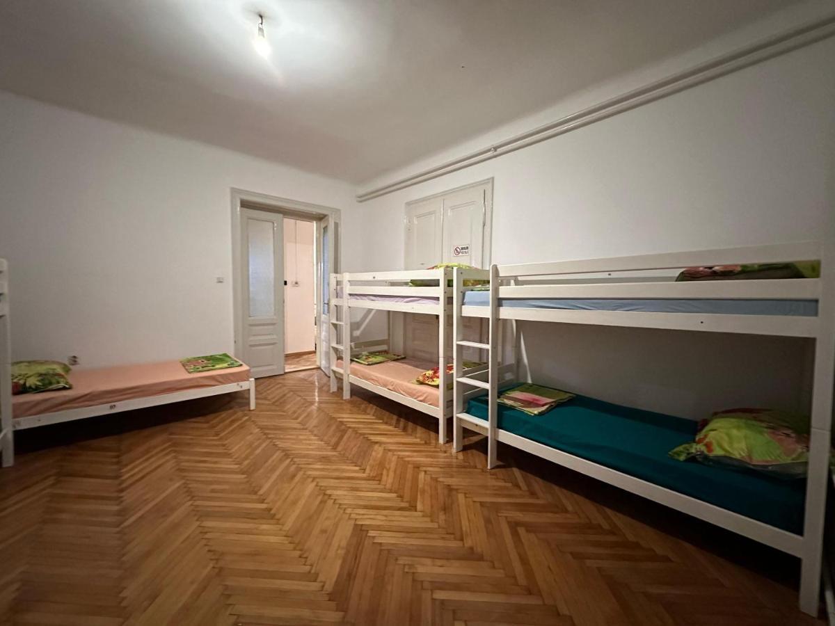 Hostel Golden Horn サラエヴォ エクステリア 写真